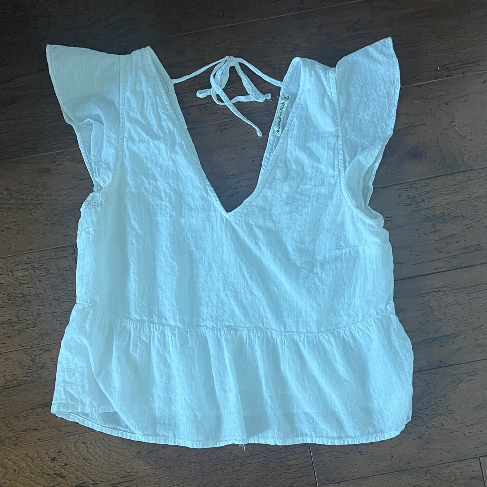 Abercrombie & Fitch White Flutter Sleeve Blouse